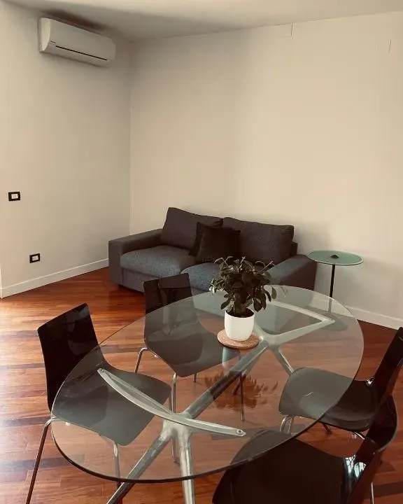 Photo 4 of 10, San Nicola House