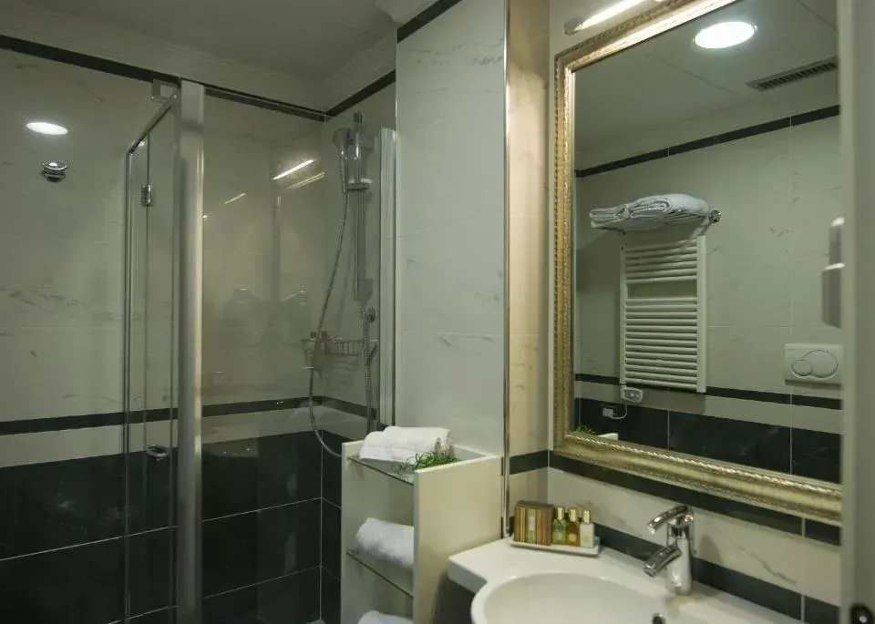 Photo 4 of 10, JR Hotels Oriente Bari
