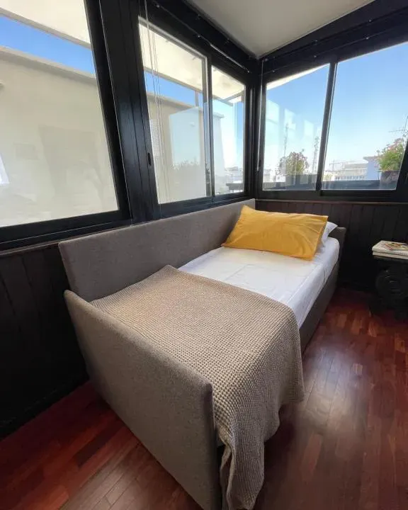 Photo 4 of 10, Mikka Studios: Luxury Apartment