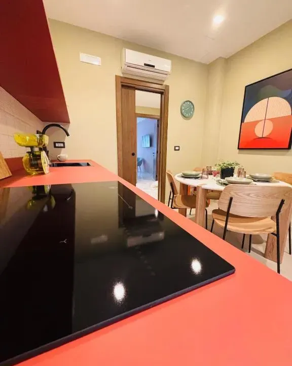 Photo 3 of 10, Casa Viola
