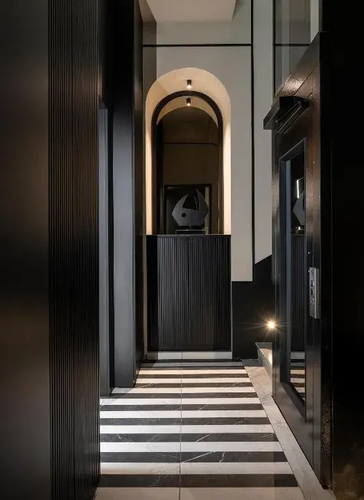 Photo 5 of 10, Sparano Palace - Luxury Maison