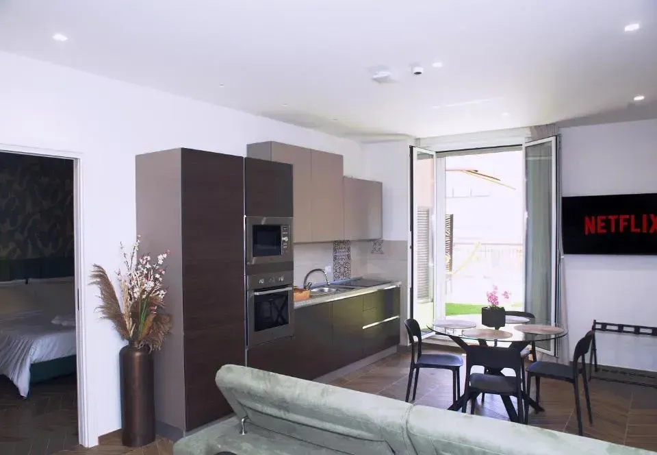 Photo 3 of 10, Dimore Altea - Luxury Apartments Bari