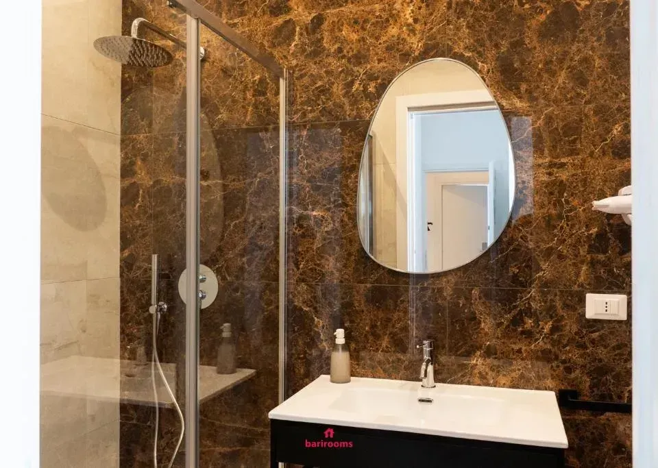 Photo 5 of 10, Barirooms - Lungomare