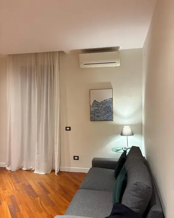 Photo 2 of 10, San Nicola House