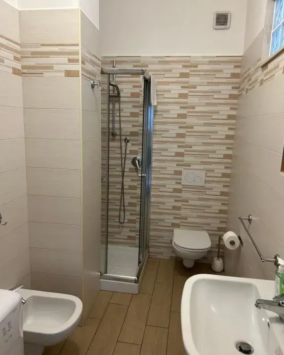 Photo 8 of 10, Apulia Bari Centrale Apartment A