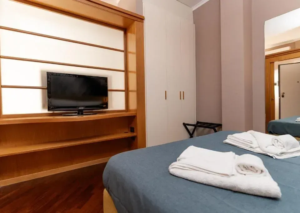 Photo 3 of 10, Apulia Re' Aparthotel & Suites