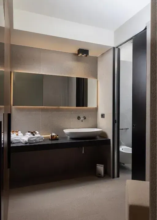Photo 8 of 10, B21 Lifestyle Hotel