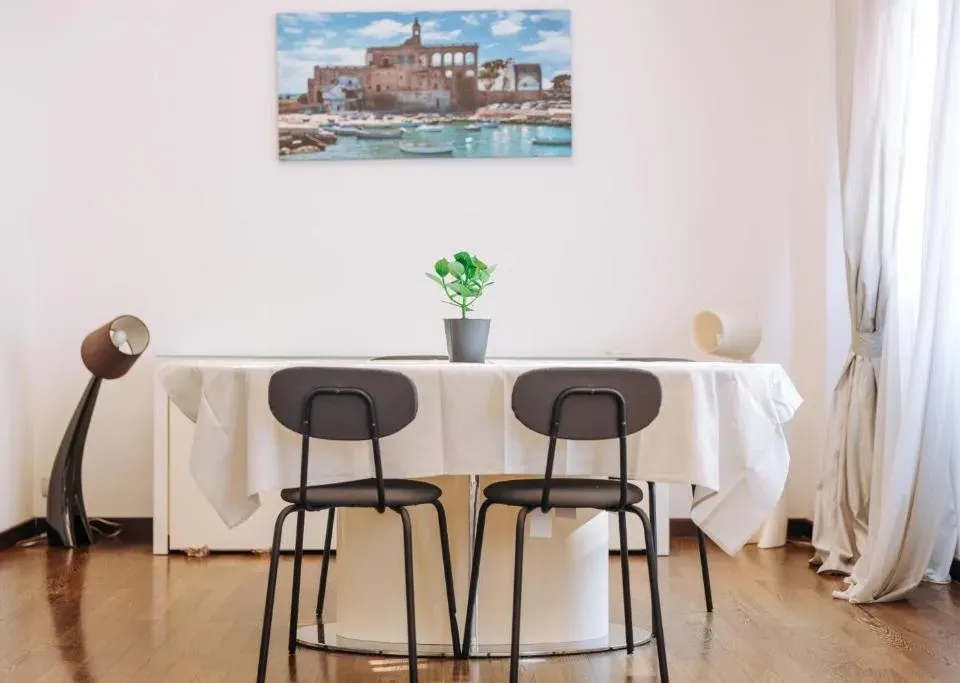 Photo 2 of 10, Enea Luxury Apartments - Piccinni