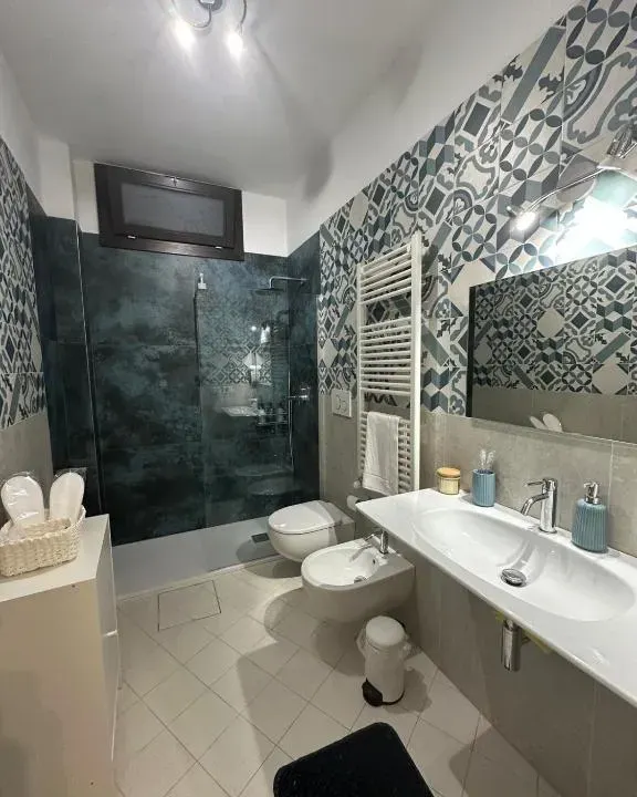 Photo 3 of 10, Santa fe apartment