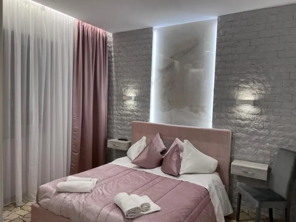 Photo 6 of 10, Residenza N&D Luxury