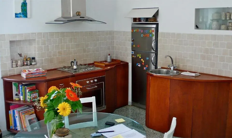 Photo 3 of 10, Casa Odegitria