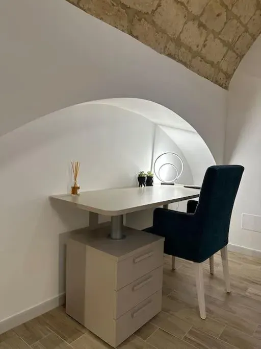 Photo 10 of 10, Mediterranean House