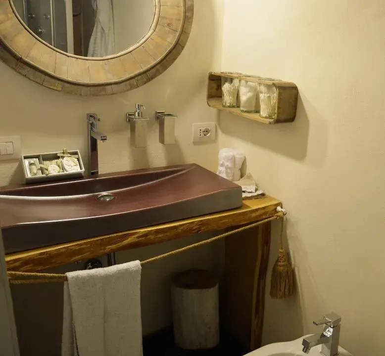 Photo 7 of 10, Marè Rooms Bari old town center