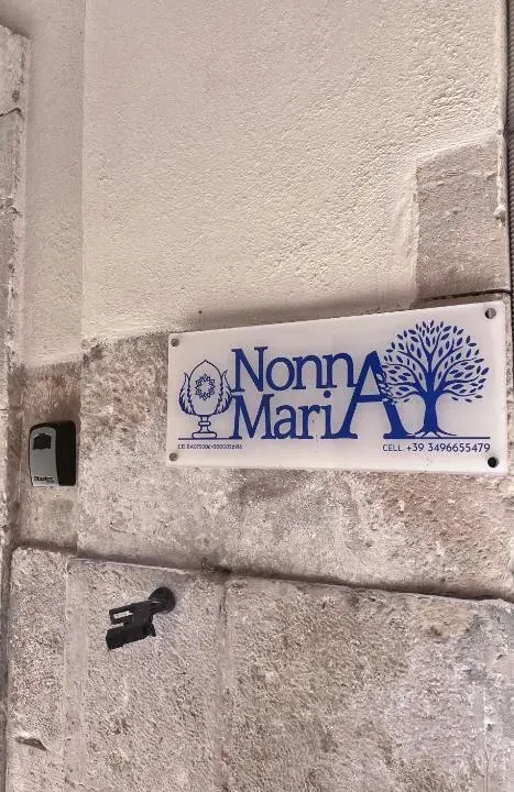 Photo 9 of 10, Nonna Maria