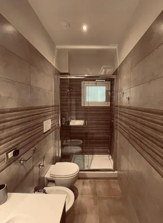 Photo 3 of 10, San Nicola House