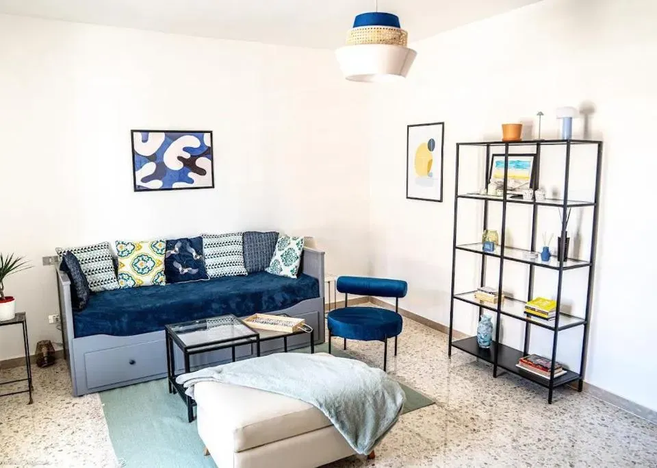 Photo 1 of 10, Azzurro Bari