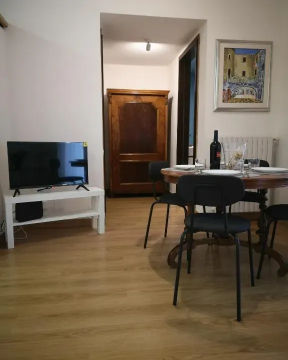 Photo 5 of 10, Casa Jimbet