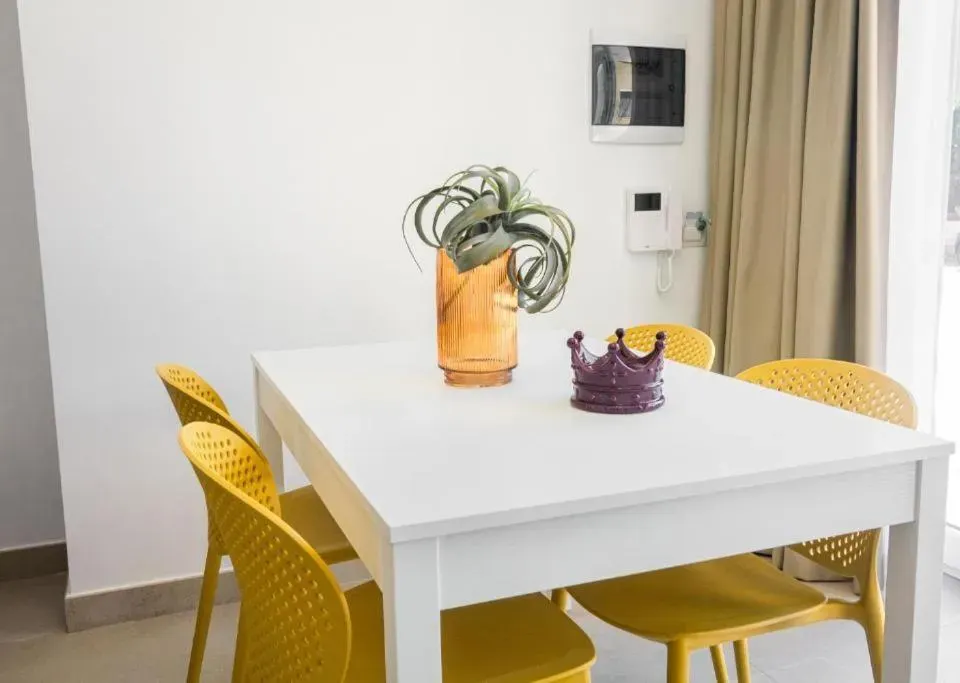 Photo 3 of 10, BeeApartments Bari