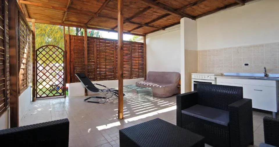 Photo 9 of 10, Sea Breeze Villa - Sole apartment