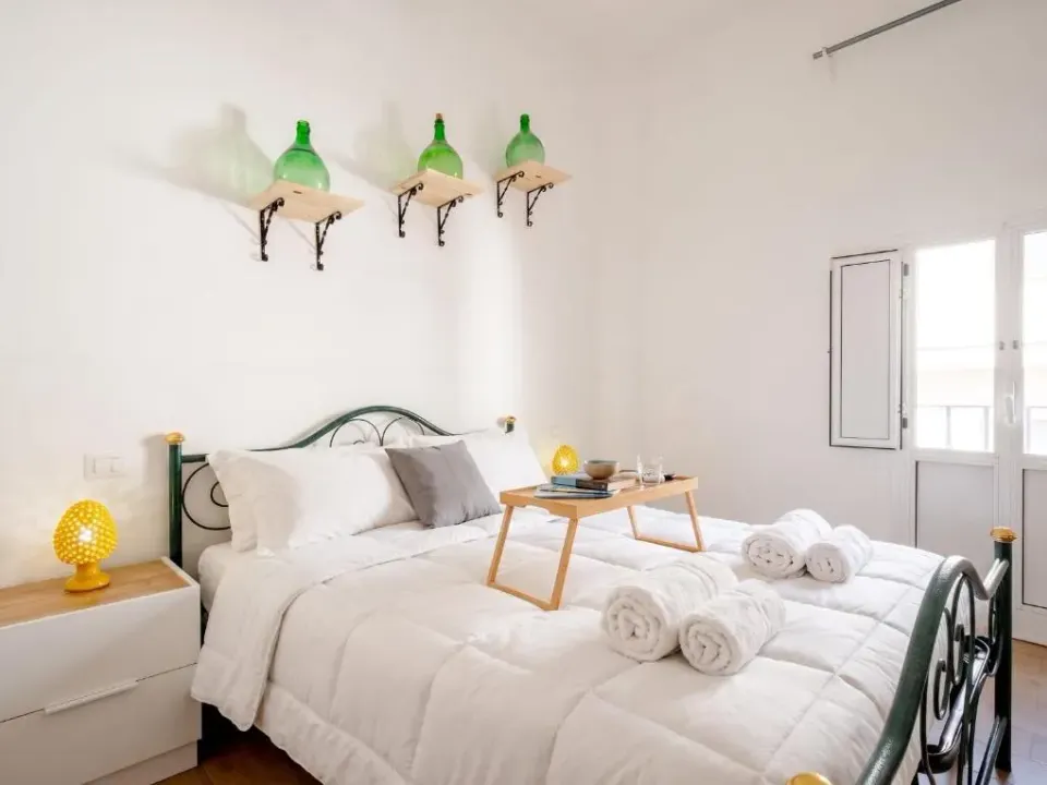 Photo 6 of 10, Vecchia Bari Apartments