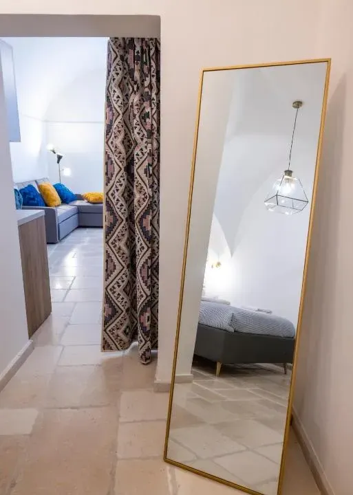 Photo 6 of 10, Conte di Puglia