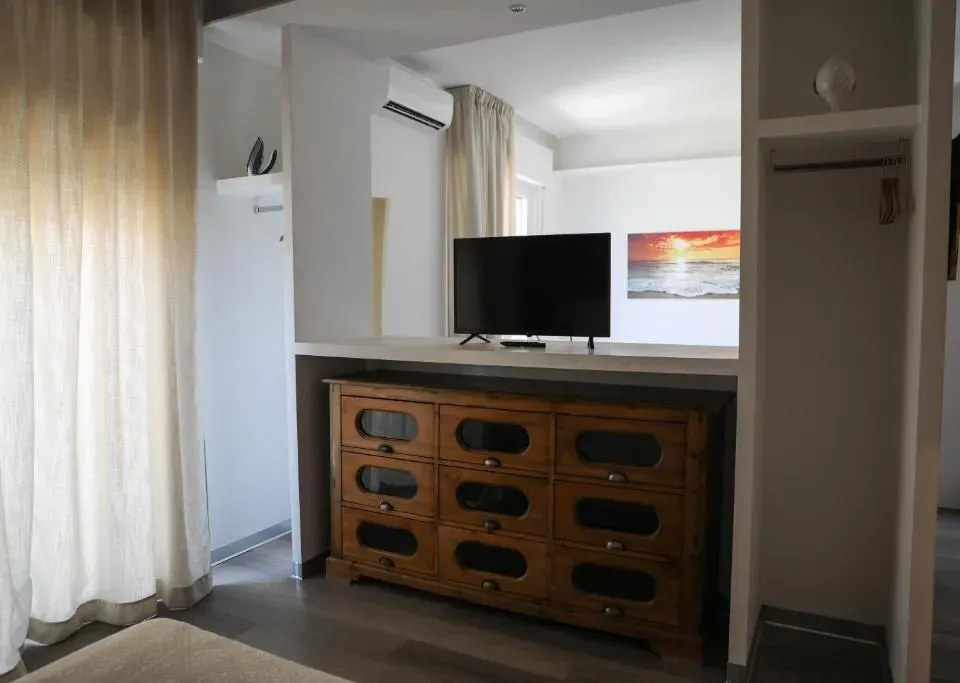 Photo 8 of 10, Interno 11 city view with kitchen - 70 mq