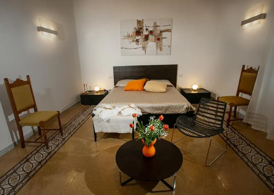 Photo 7 of 10, Abate Luxury Interno 3