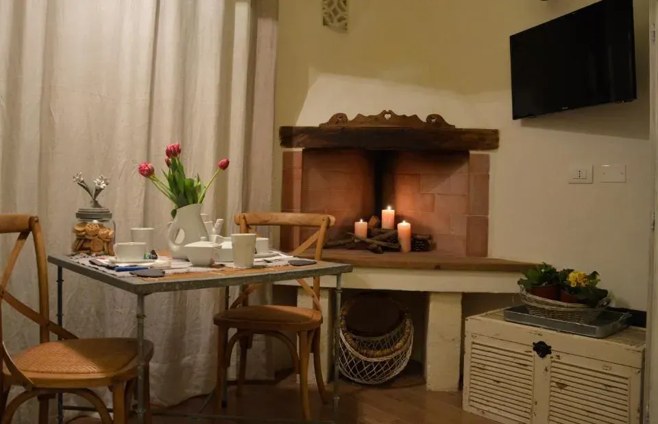 Photo 4 of 10, Marè Rooms Bari old town center