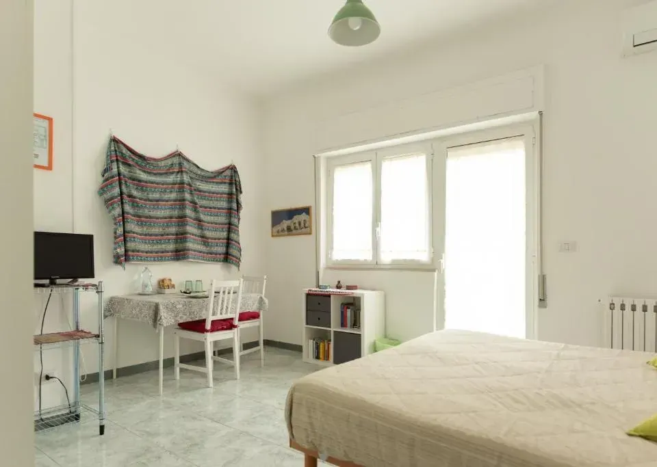 Photo 5 of 10, Archita Guest House