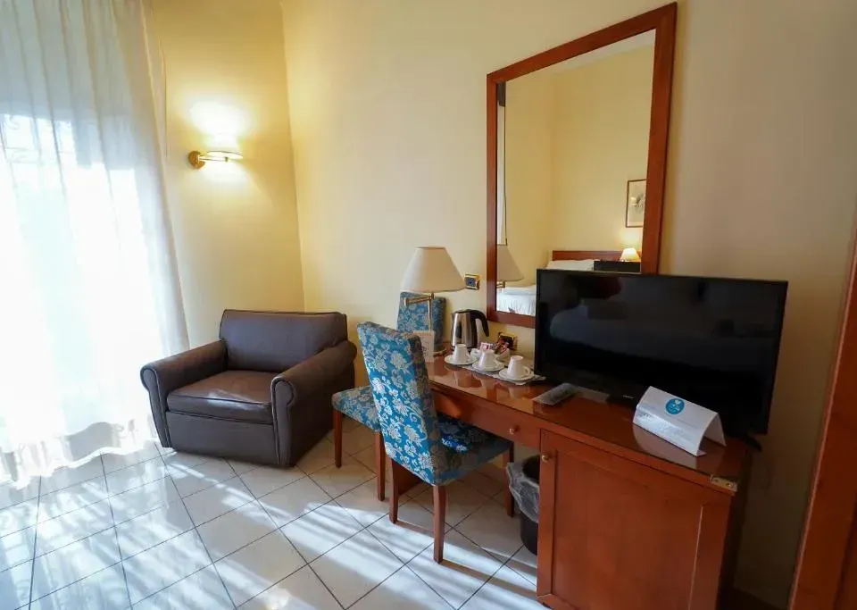Photo 9 of 10, Hotel Adria