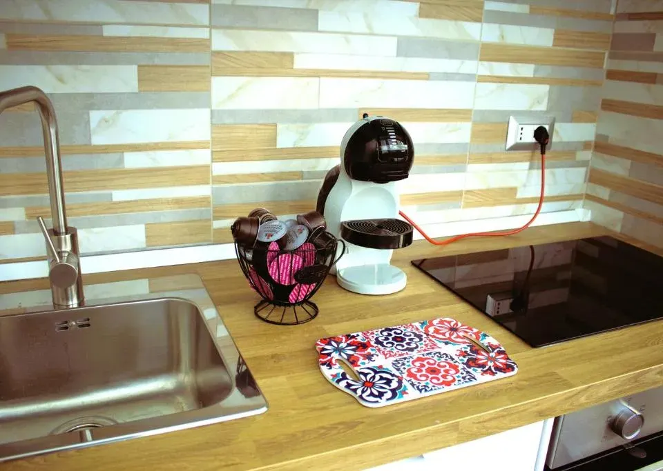 Photo 3 of 10, Flavio's home