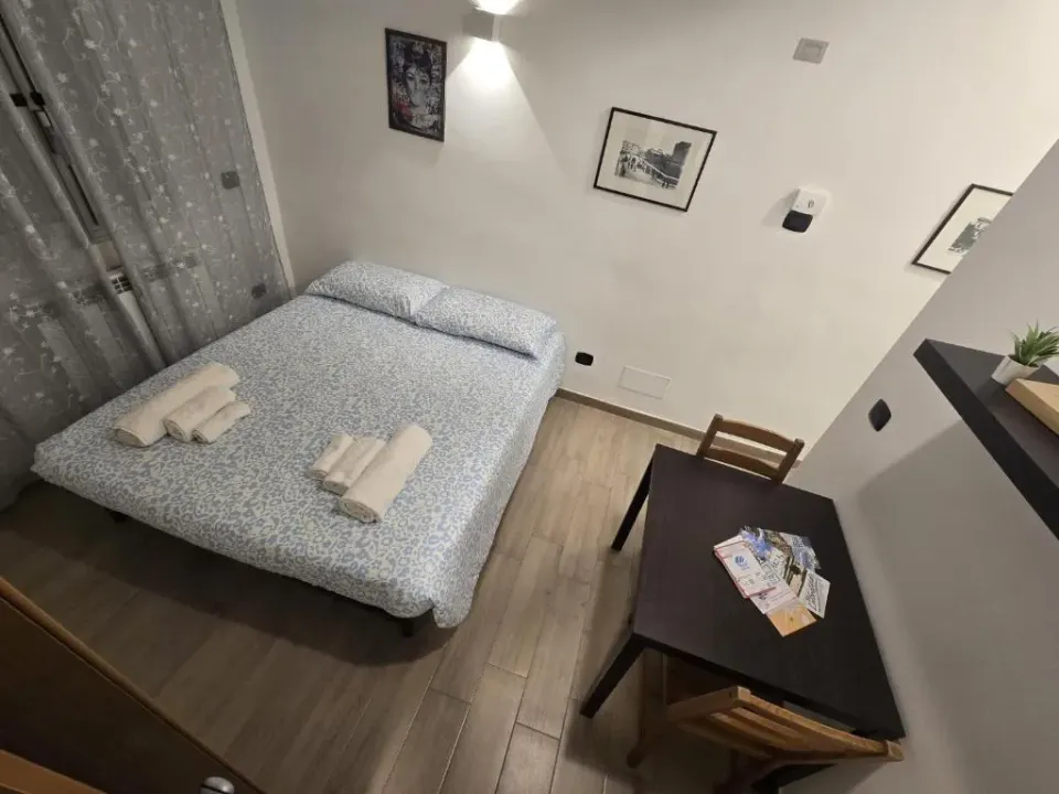 Photo 7 of 10, Tiny House Bari