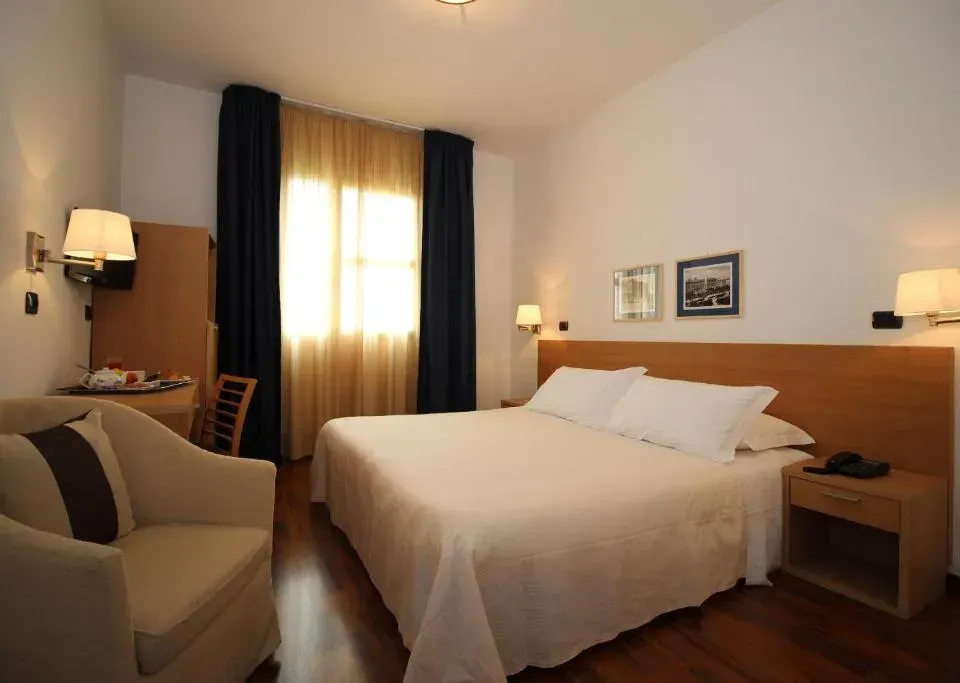 Photo 6 of 10, Hotel Majesty Bari