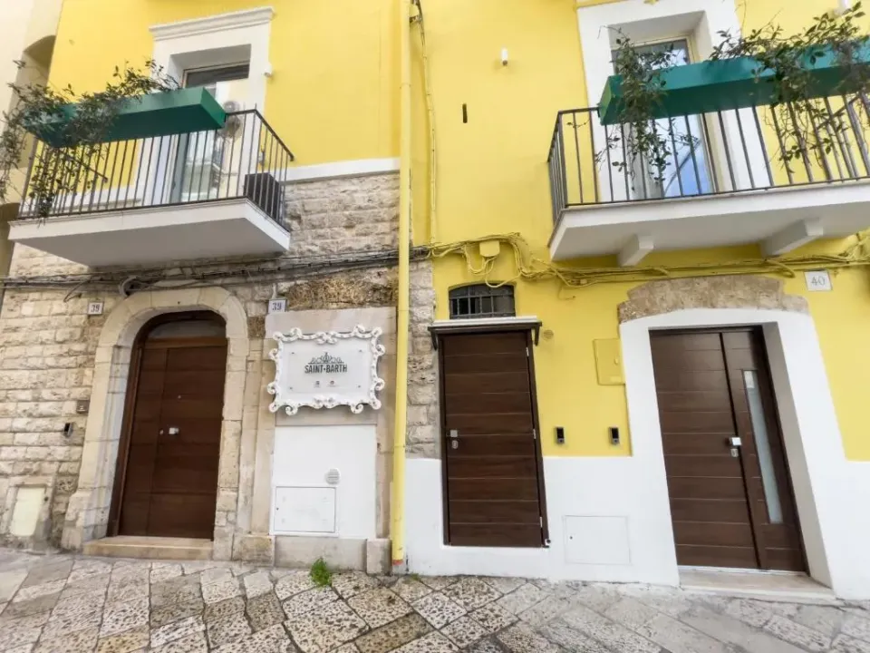 Photo 6 of 10, Saint Barth Guest House - Historic Loft in Bari