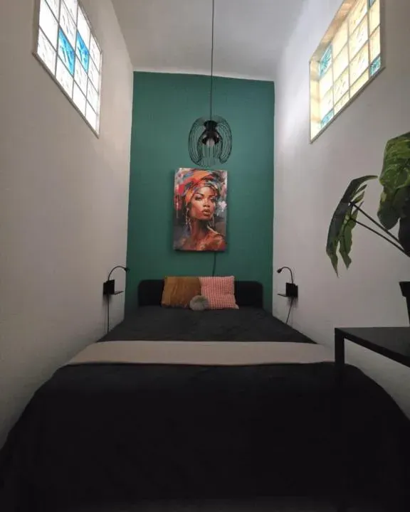 Photo 6 of 10, Bella Bari Big Apartment for maximum 8 people with FREE Air Conditioner and Balcony