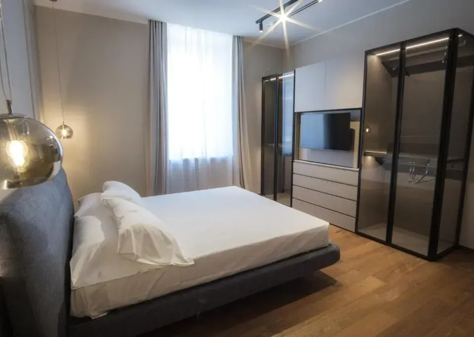 Photo 1 of 10, PALAZZO DANISI ROOMS&SUITES