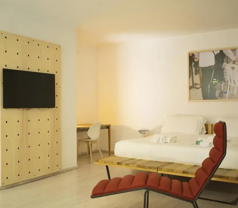Photo 7 of 10, Imago Plus Hotel
