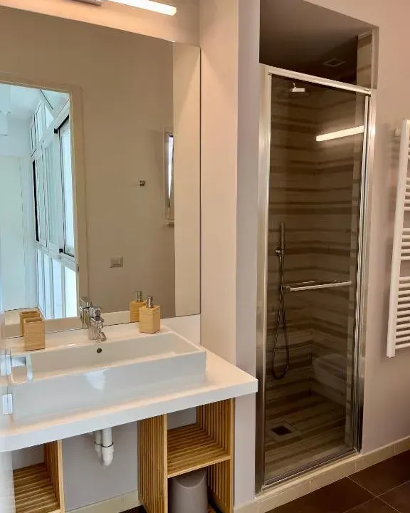 Photo 3 of 10, Loft House Bari