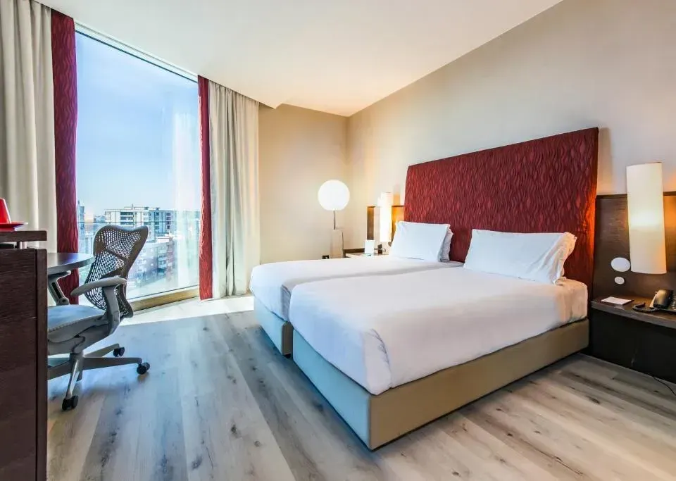 Photo 6 of 10, Hi Hotel Bari