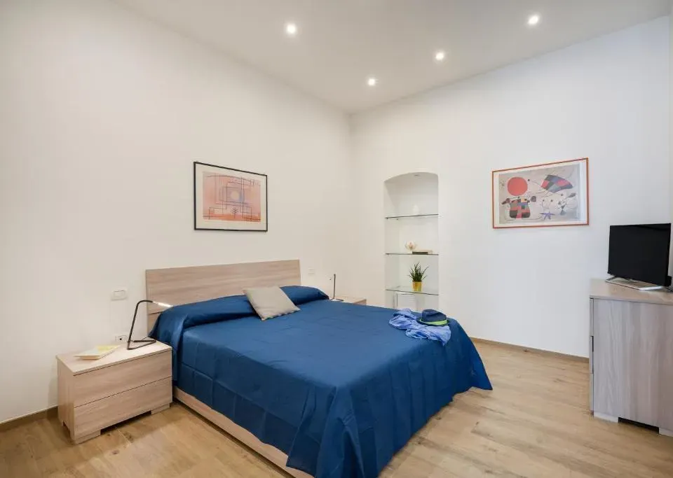Photo 9 of 10, GuestHost - Oriens 24 - Comfy & Roomy Apartment