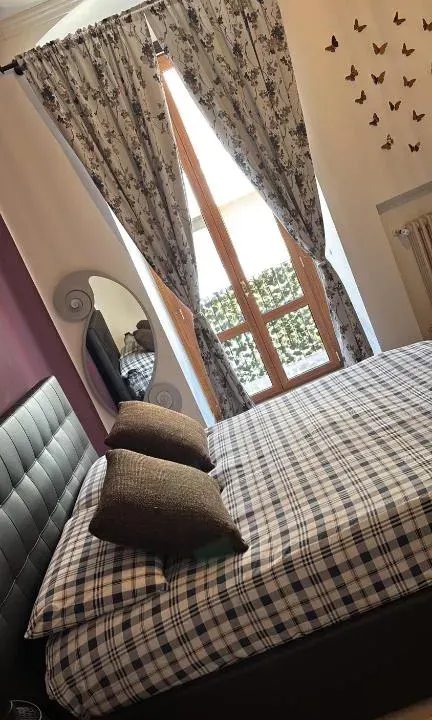 Photo 6 of 10, Suite Gaia