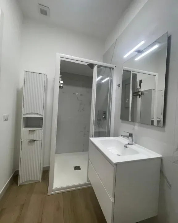 Photo 8 of 10, Margherita Apartment Bari-Napoli, 57