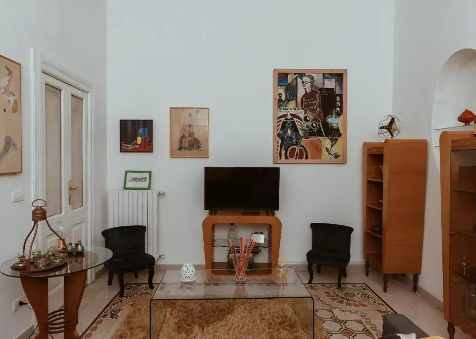 Photo 5 of 10, Casa di Habibi