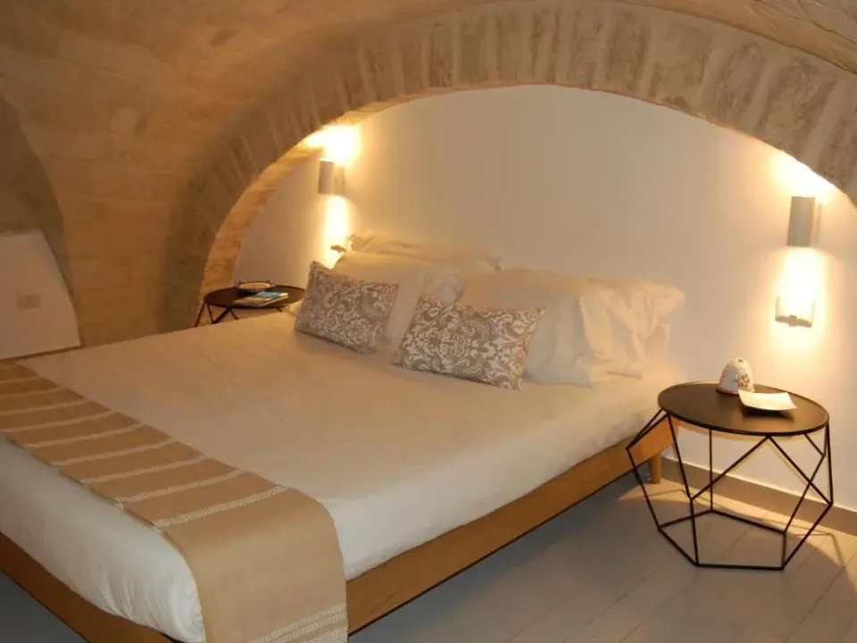 Photo 6 of 10, Amalò Guest House