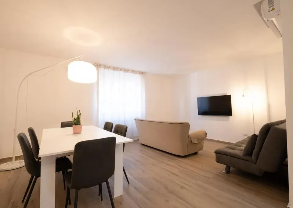 Photo 5 of 10, Amas Loft Apartment Bari - Abate Gimma