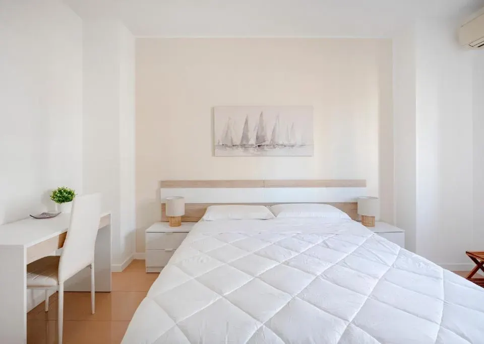 Photo 6 of 10, GuestHost - Le Vele Apartment with balcony