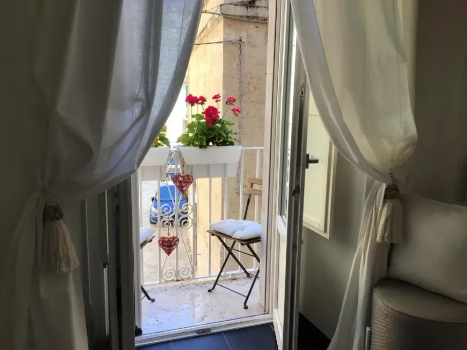 Photo 9 of 10, Palazzo Massari Bari
