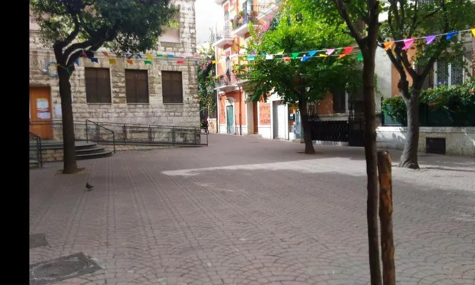 Photo 5 of 10, Alla corte della suocera mono