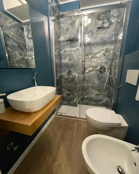 Photo 10 of 10, Isvi Bari Comfort Rooms