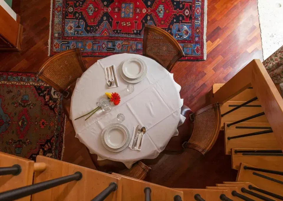 Photo 3 of 10, Zodiacus Residence